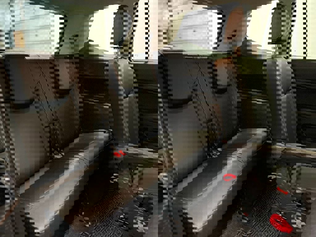 Used 2019 Volkswagen Atlas SEL R-Line image 22