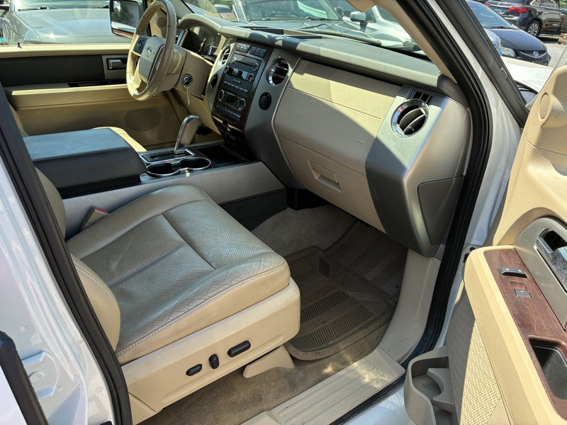 Used 2013 Ford Expedition EL XLT AWD/4WD image 22
