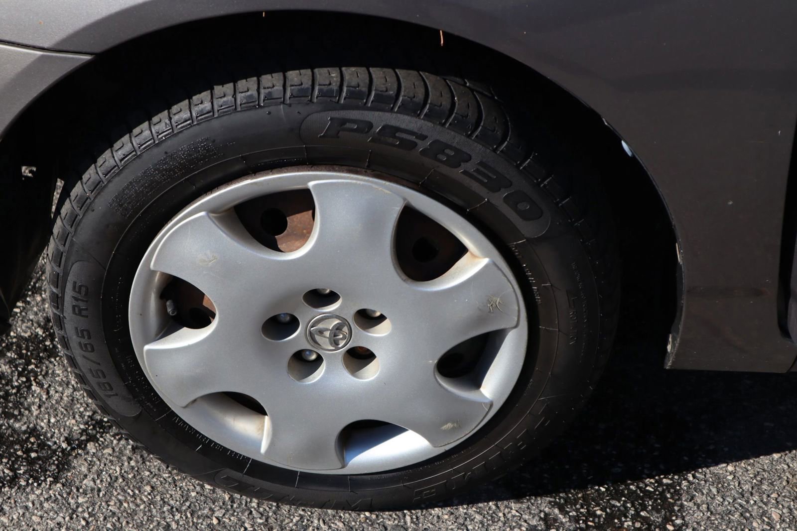 Used 2003 Toyota Corolla CE image 25