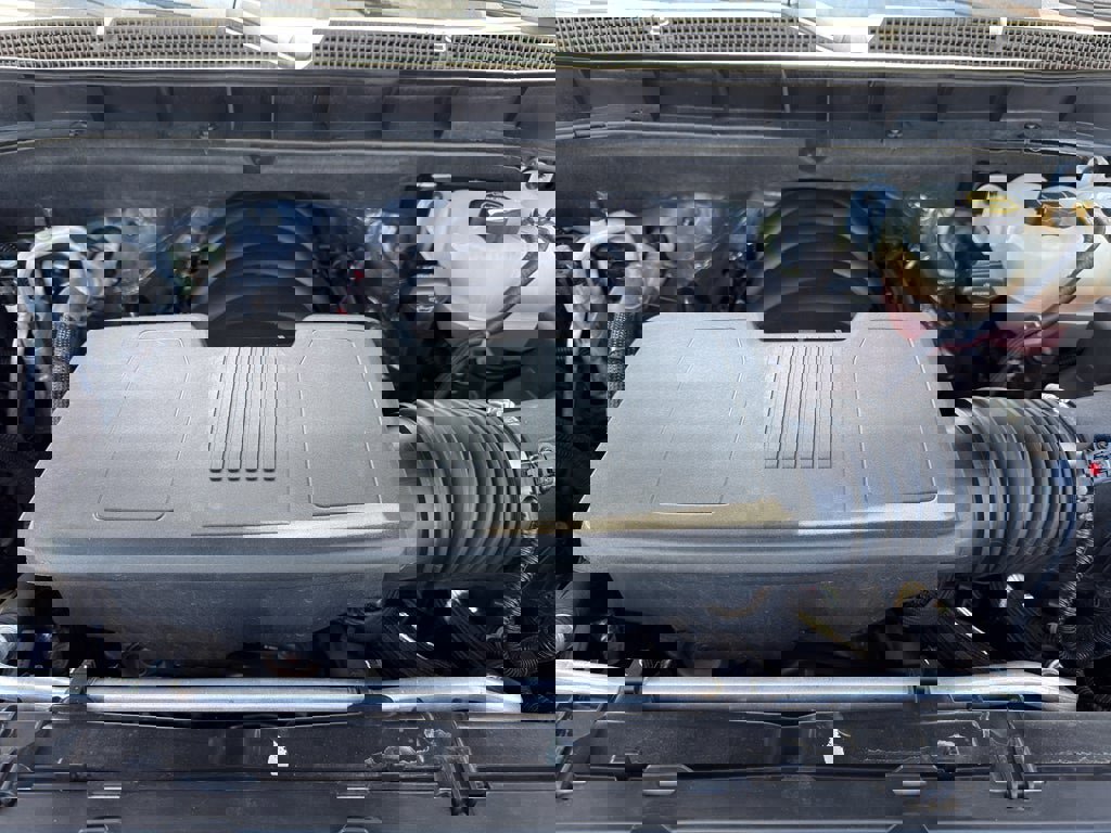 Used 2024 Chevrolet Suburban LT image 36