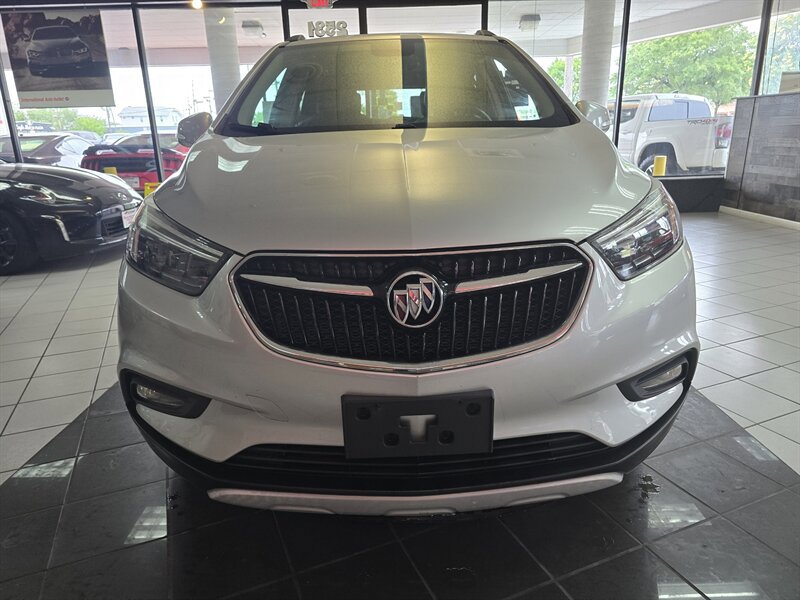 Used 2017 Buick Encore Essence w/ Experience Buick Package AWD/4WD image 2
