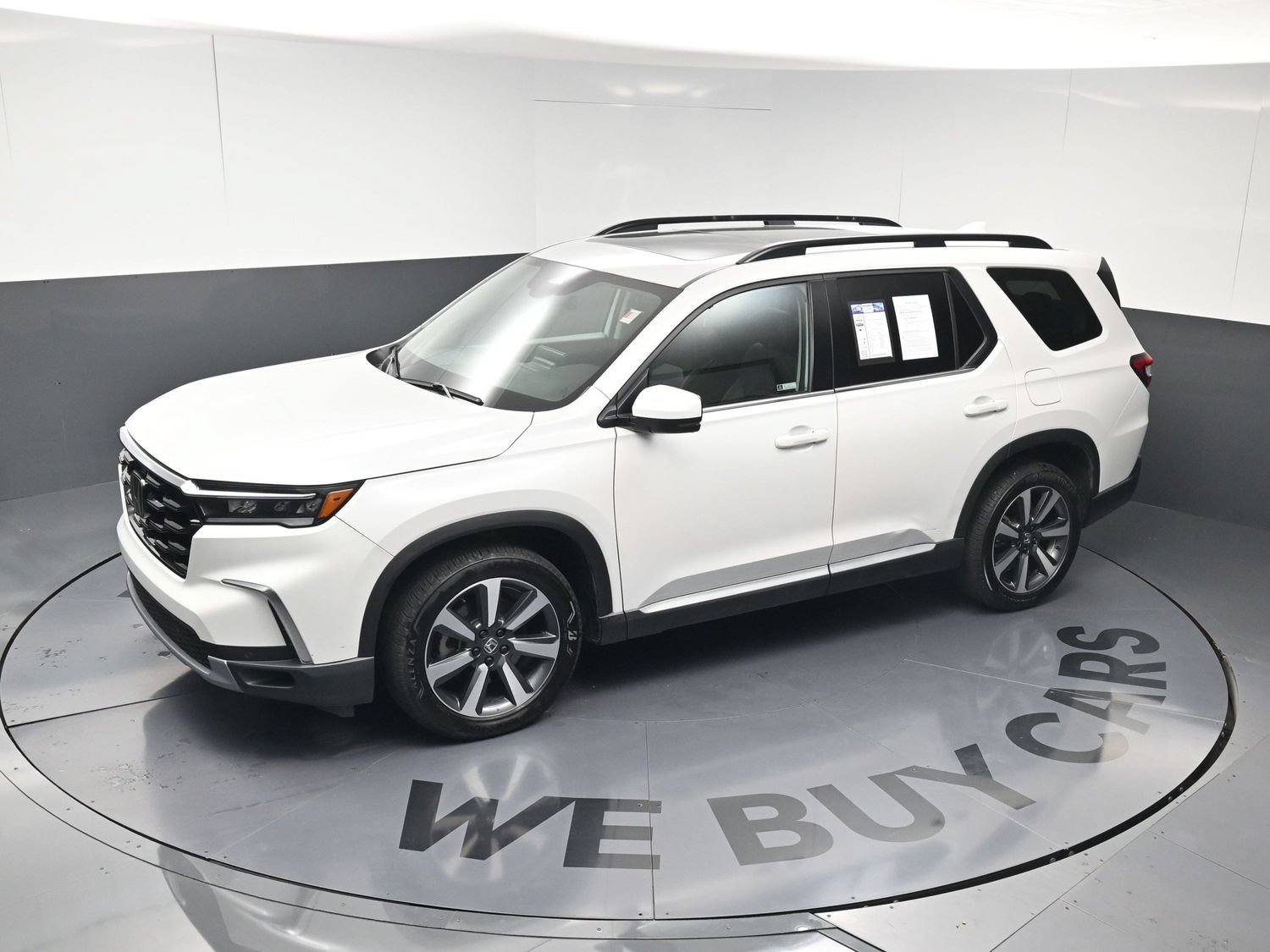 Used 2023 Honda Pilot Touring image 31