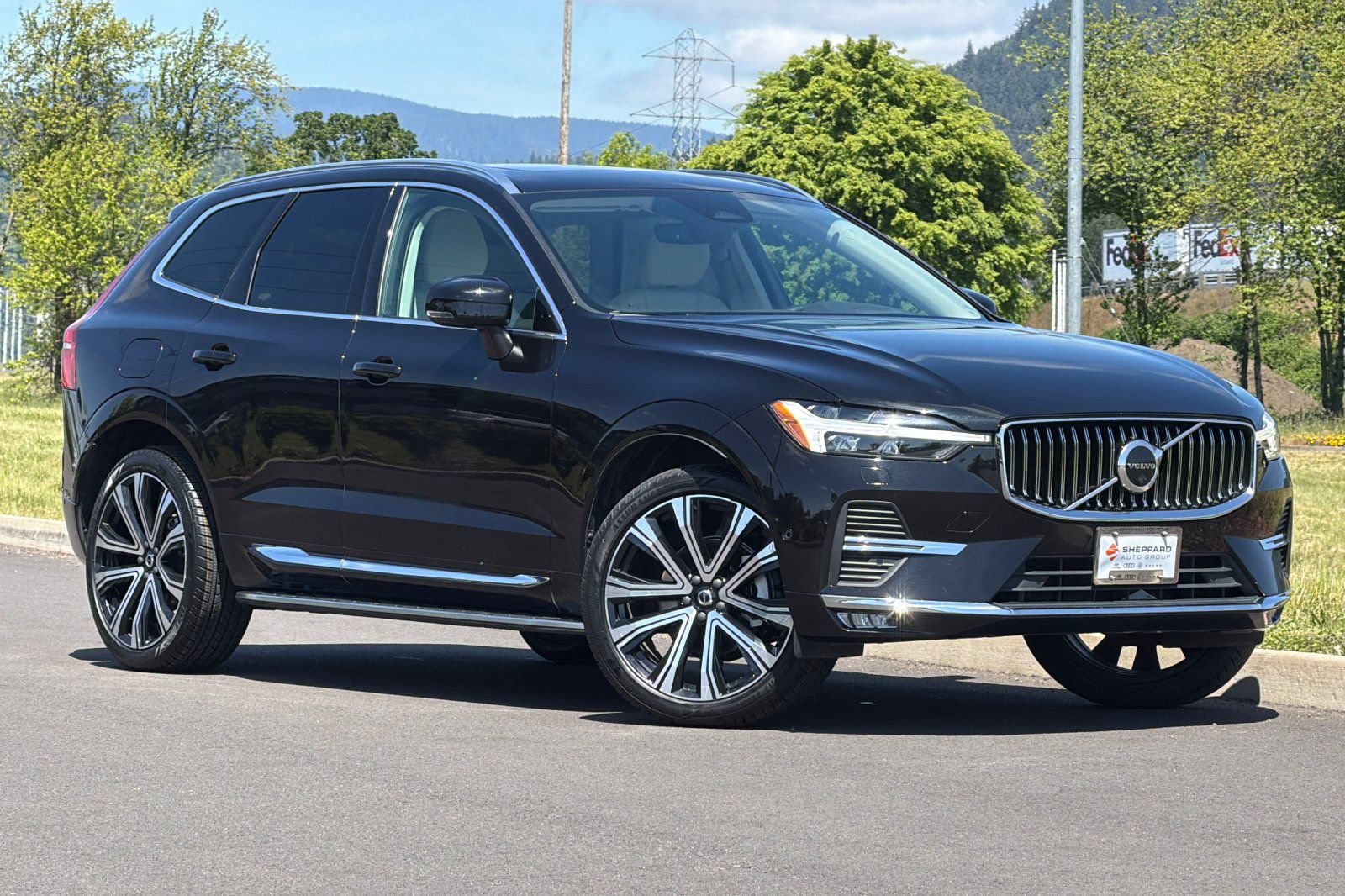 Used 2023 Volvo XC60 B5 Ultimate