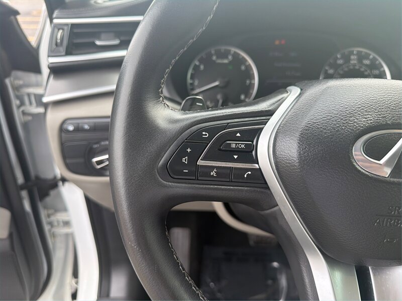 Used 2023 INFINITI QX50 Luxe w/ Accent Package AWD/4WD image 25