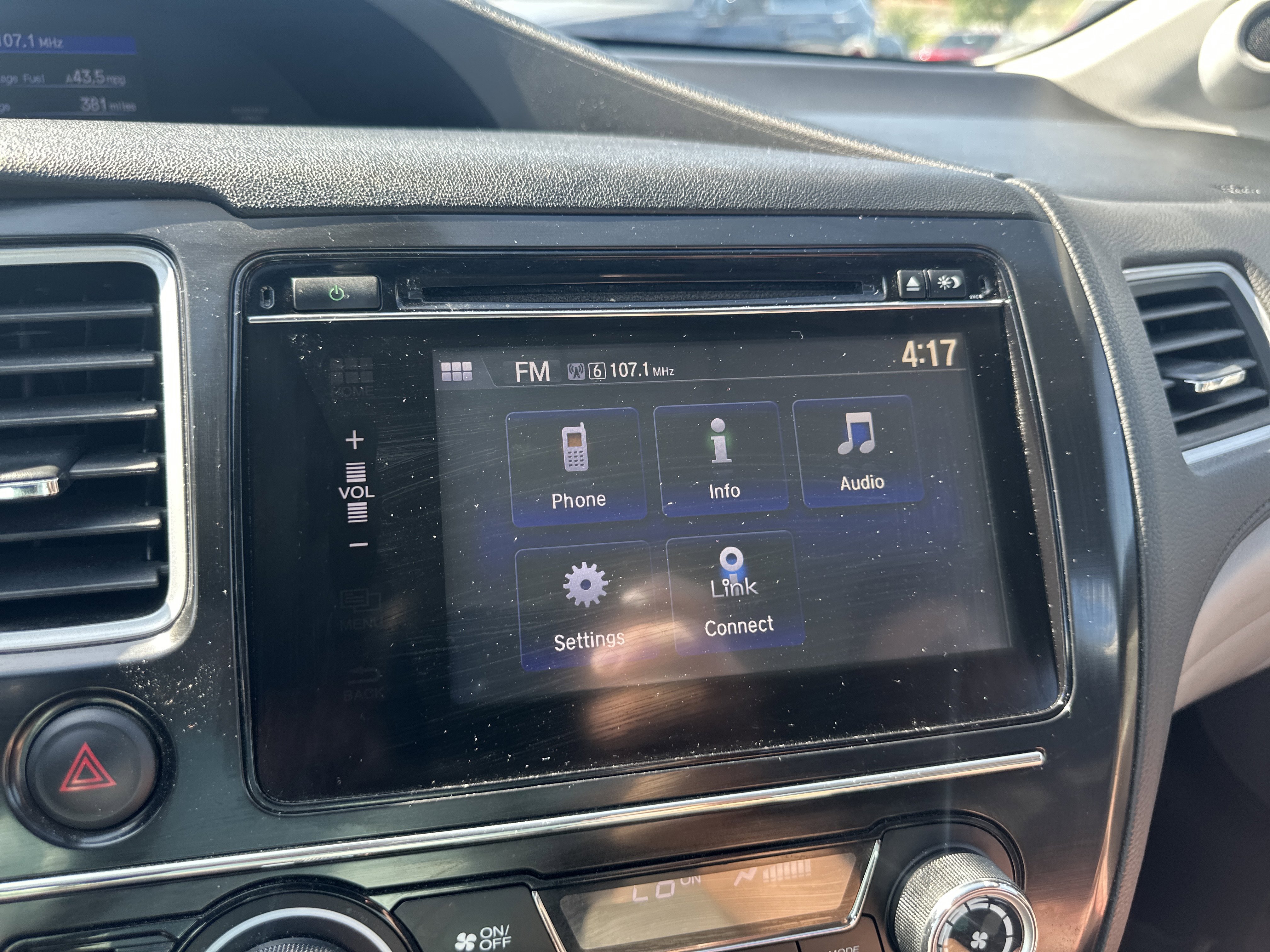 Used 2015 Honda Civic Hybrid Sedan image 27