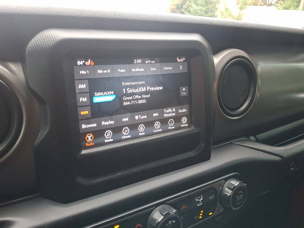 Certified 2020 Jeep Gladiator Sport w/ Quick Order Package 24S image 28