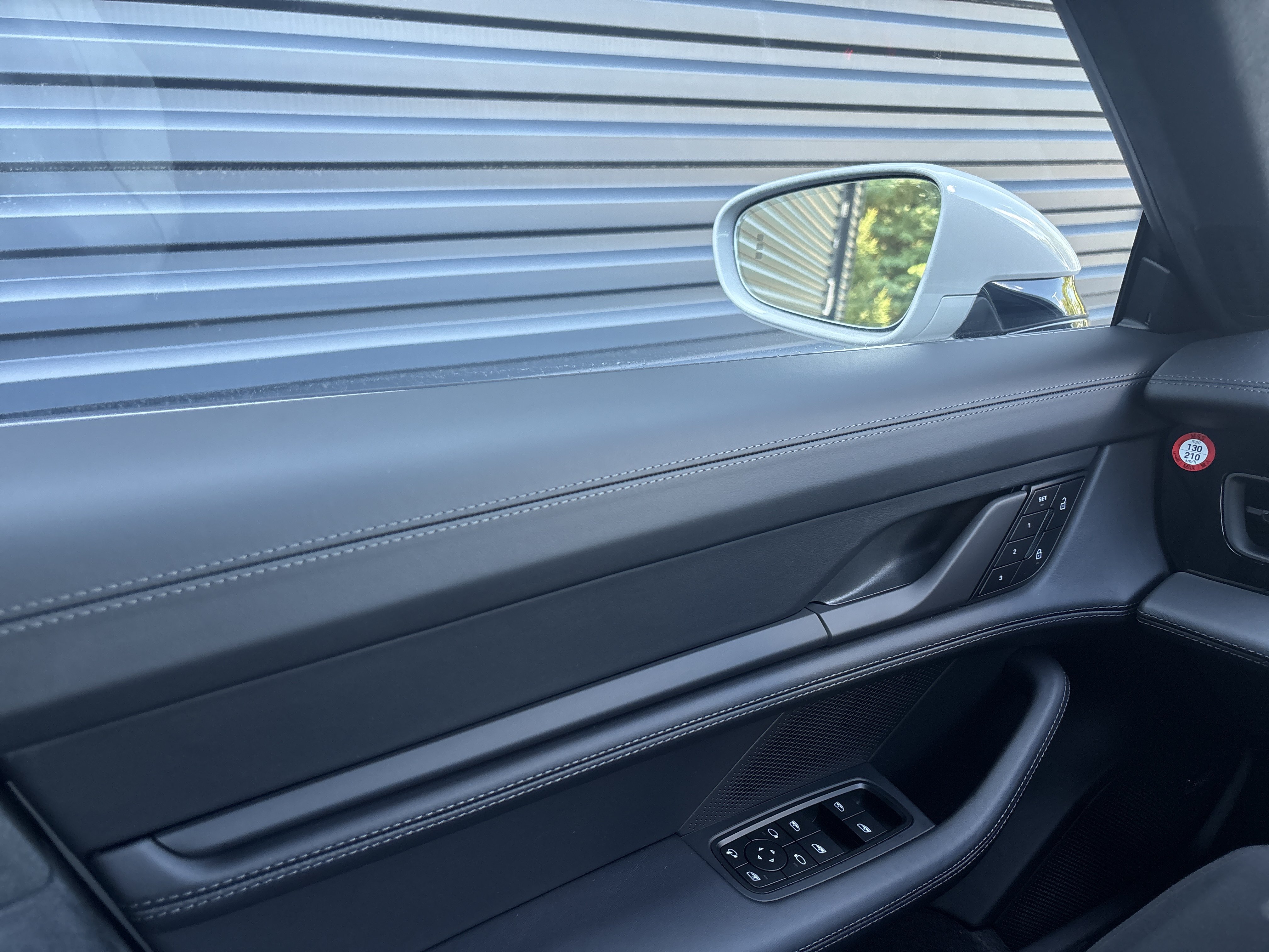 New 2026 Porsche Taycan GTS AWD/4WD image 19