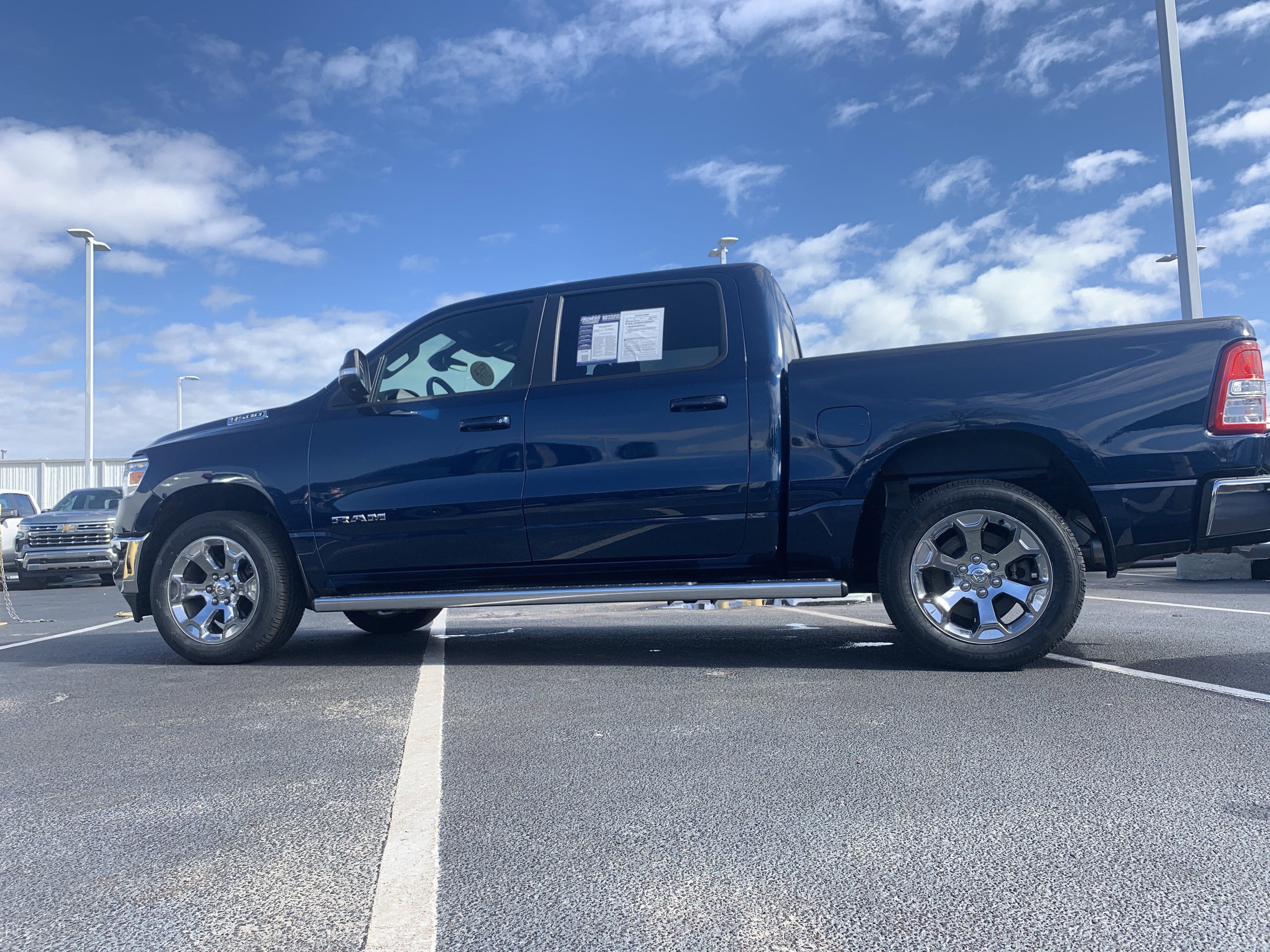 Used 2022 RAM 1500 Big Horn AWD/4WD image 11
