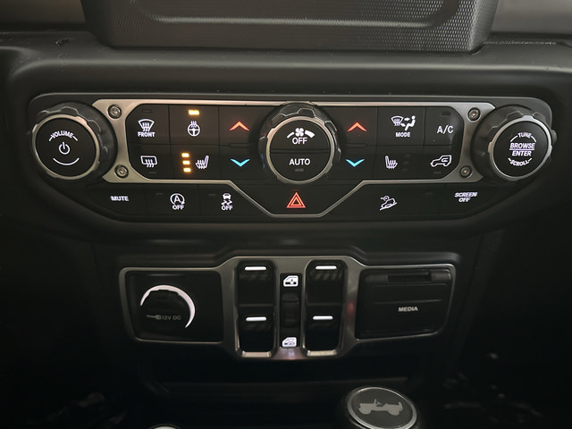 Used 2019 Jeep Wrangler Unlimited Sport S AWD/4WD image 17