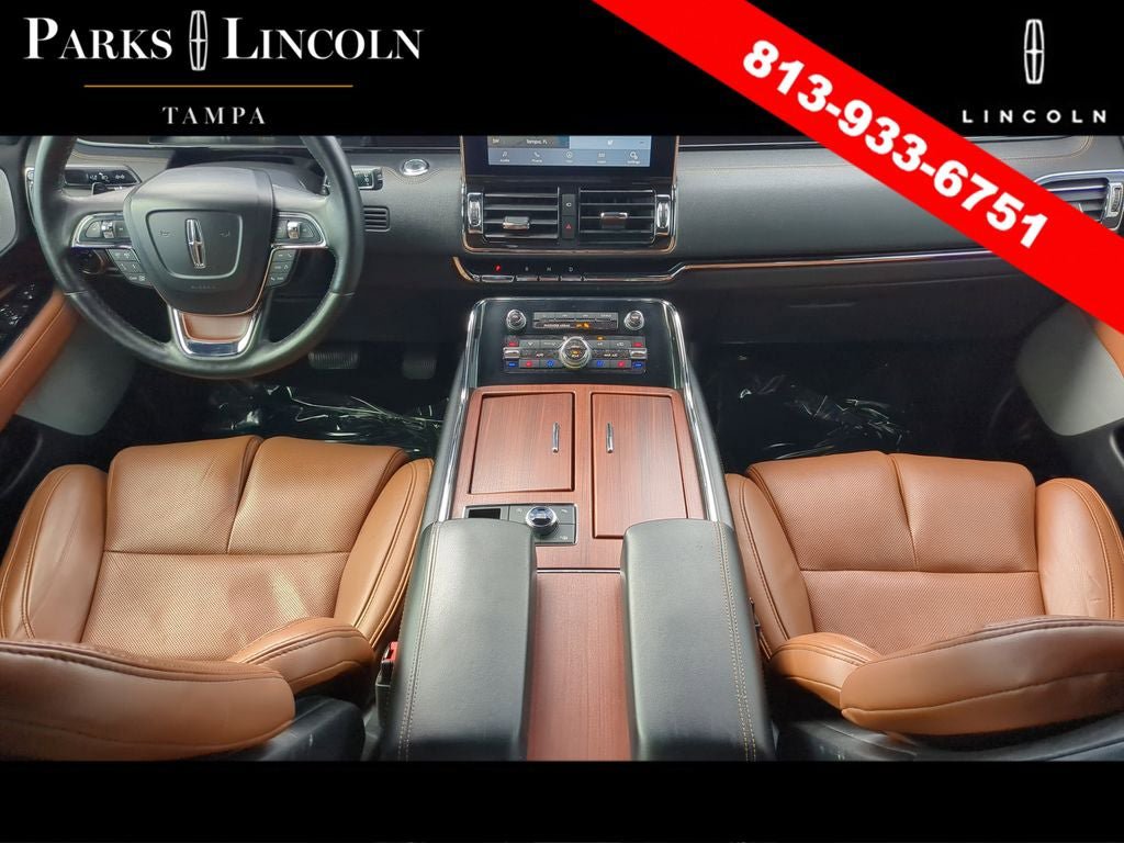 Used 2021 Lincoln Navigator Reserve w/ Luxury Package AWD/4WD image 11