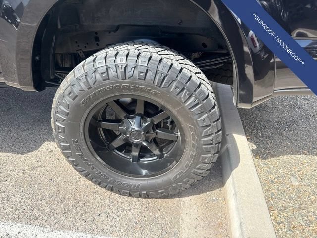 Used 2022 Ford F250 Lariat w/ Black Appearance Package AWD/4WD image 4
