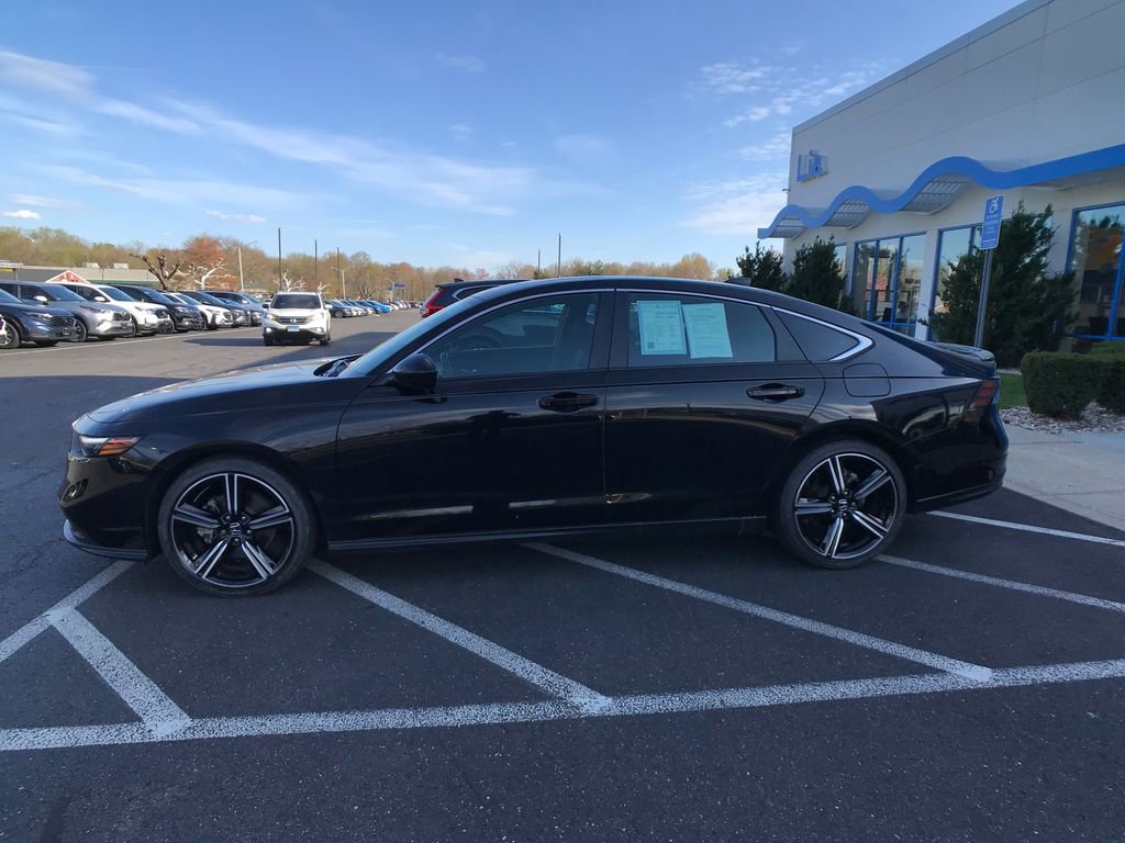 Certified 2024 Honda Accord Sport image 7