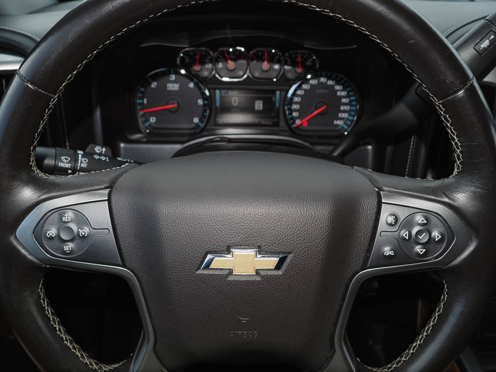 Used 2018 Chevrolet Silverado 1500 LTZ w/ Sport Package AWD/4WD image 29