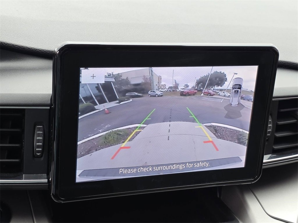 Used 2021 Ford Explorer XLT w/ Equipment Group 202A image 17