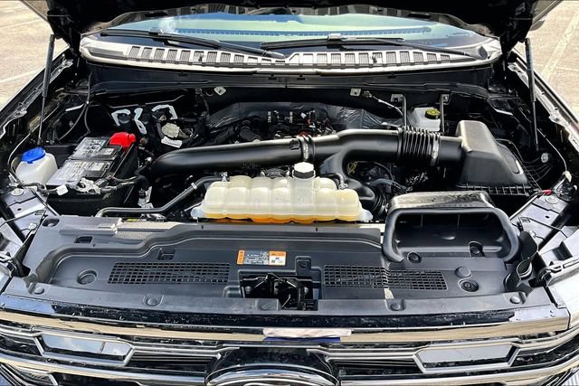 Used 2025 Ford Expedition Max Platinum w/ Stealth Performance Package AWD/4WD image 30