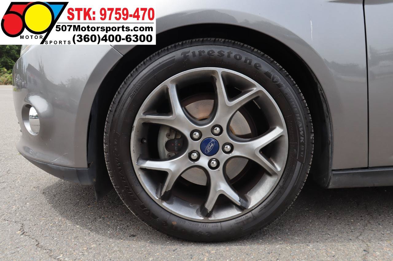Used 2014 Ford Focus SE w/ Equipment Group 201A FWD image 19