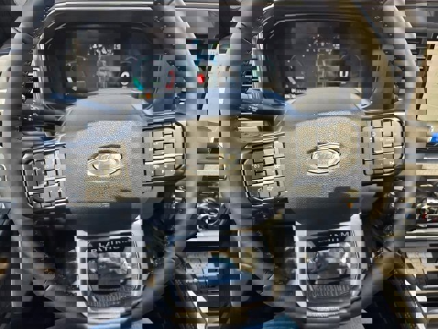 New 2025 Ford F350 Platinum w/ FX4 Off-Road Package image 26