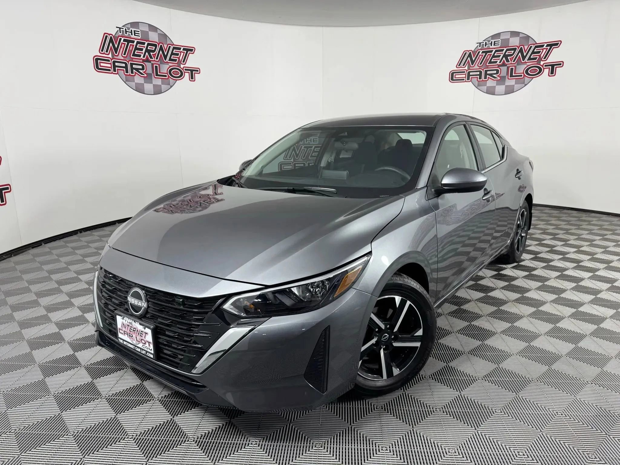 Used 2025 Nissan Sentra SV w/ All-Weather Package image 1