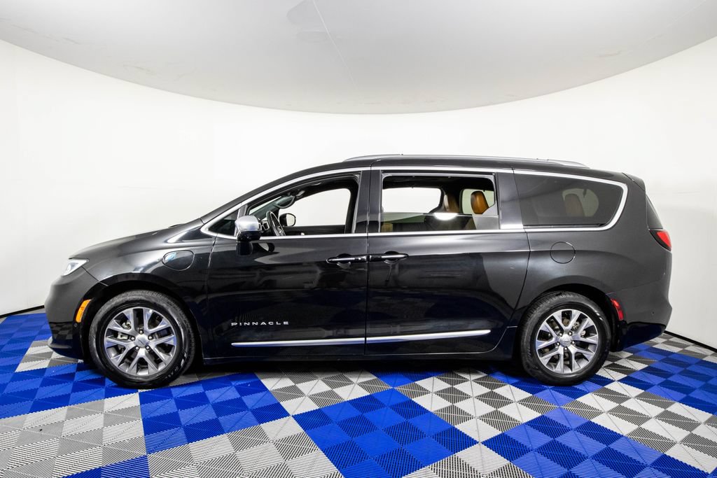 Used 2021 Chrysler Pacifica Pinnacle FWD image 8