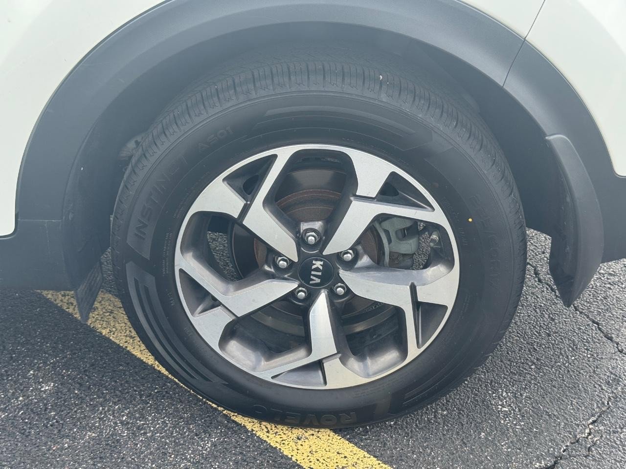 Used 2020 Kia Sportage LX image 7