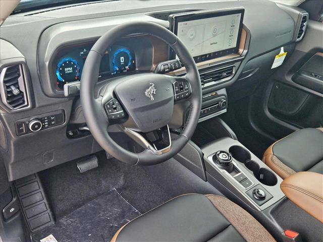 New 2025 Ford Bronco Sport Outer Banks image 3