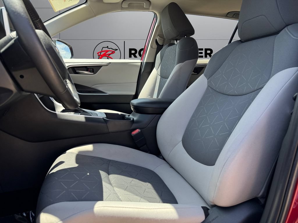 Certified 2023 Toyota RAV4 XLE w/ Convenience Package AWD/4WD image 10