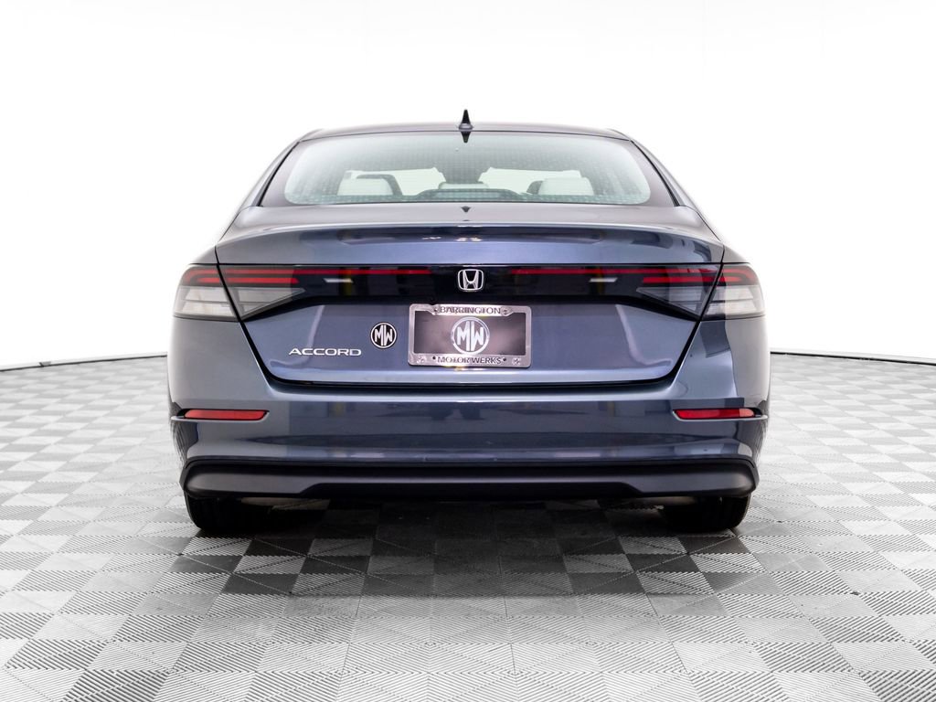 Used 2023 Honda Accord EX image 6