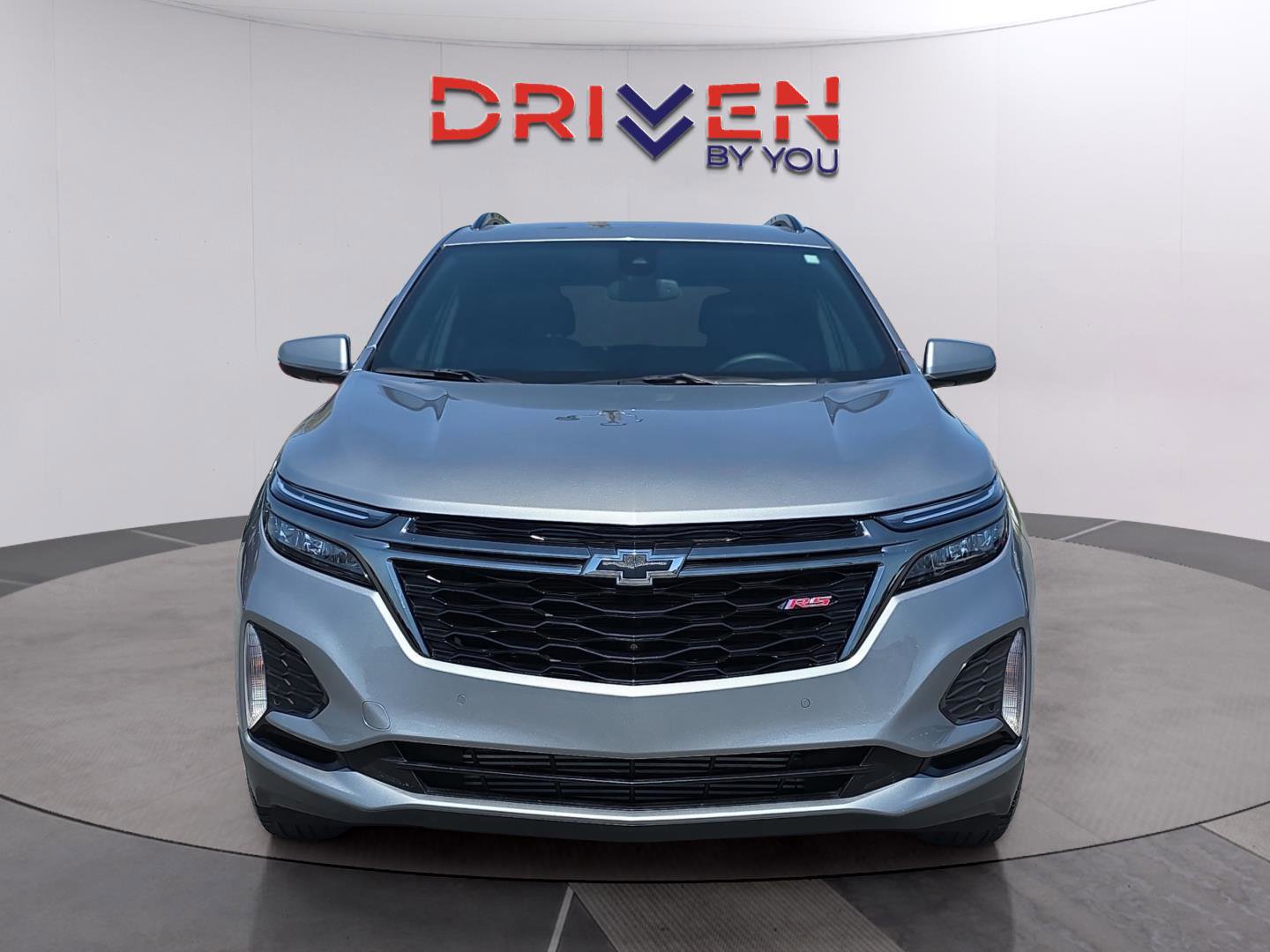 Used 2023 Chevrolet Equinox RS w/ RS Leather Package image 9