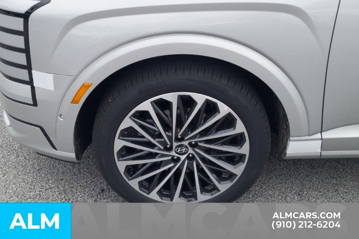Certified 2026 Hyundai Palisade Calligraphy FWD image 11