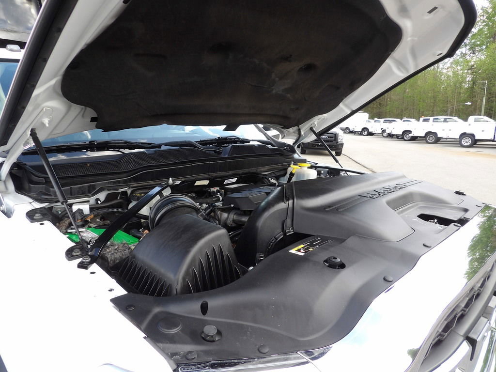 Used 2019 RAM 5500 Tradesman w/ Electrical Accessory Group image 54