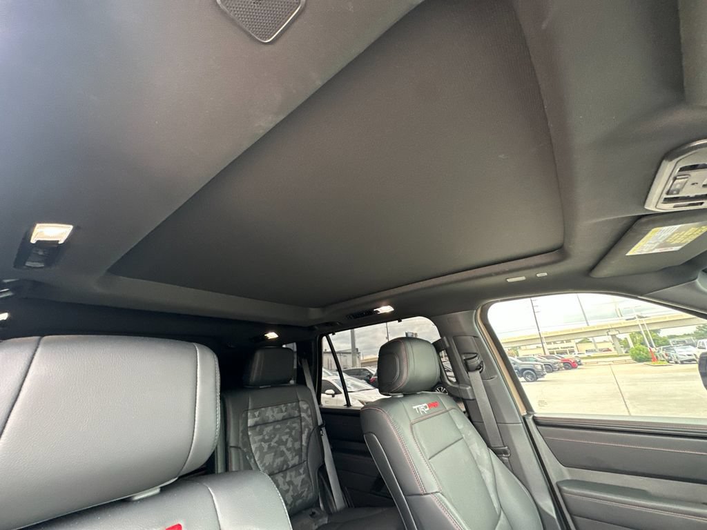 Used 2025 Toyota Sequoia TRD Pro AWD/4WD image 17