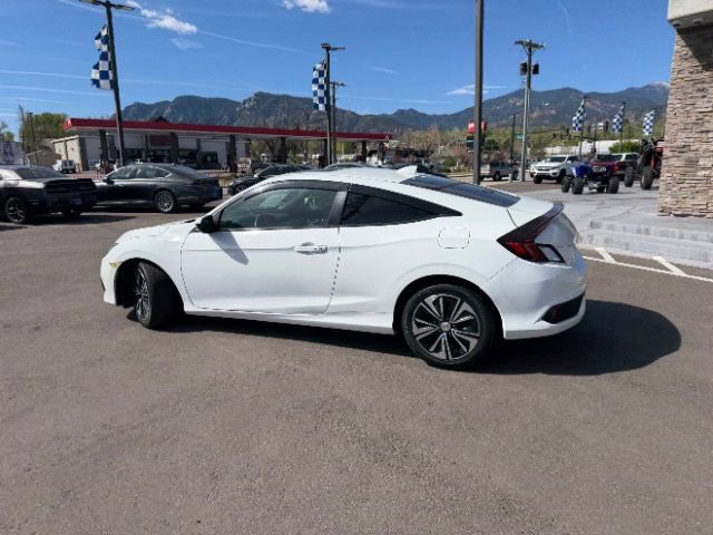 Used 2017 Honda Civic EX-T image 4