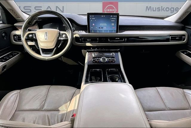 Used 2022 Lincoln Aviator Grand Touring w/ Equipment Group 301A image 7