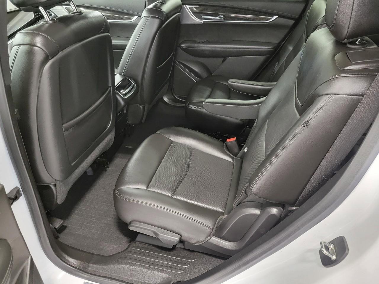 Certified 2022 Cadillac XT6 Sport w/ Technology Package image 22