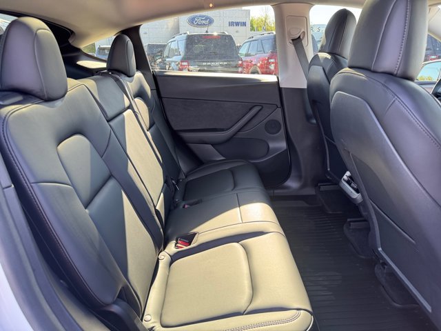 Used 2021 Tesla Model Y Long Range AWD/4WD image 26