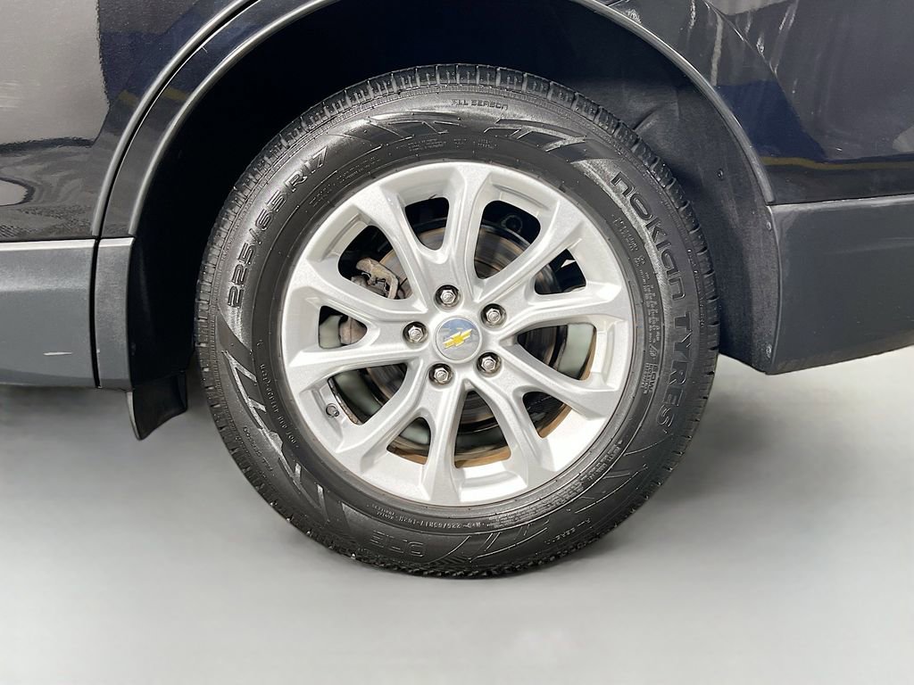 Used 2018 Chevrolet Equinox LS FWD image 28