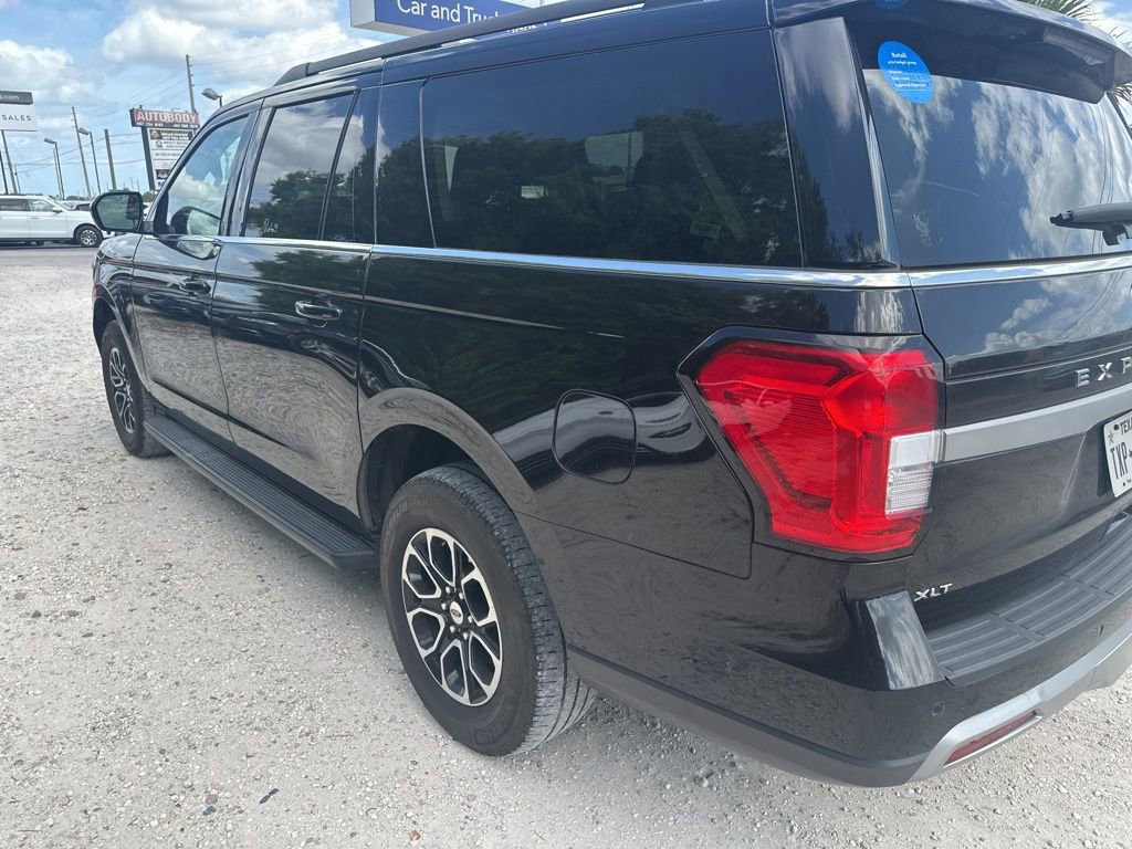 Used 2024 Ford Expedition Max XLT image 11