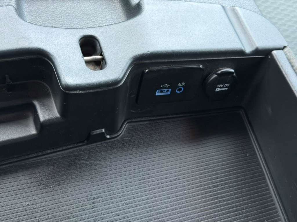 Used 2014 RAM 2500 SLT AWD/4WD image 16