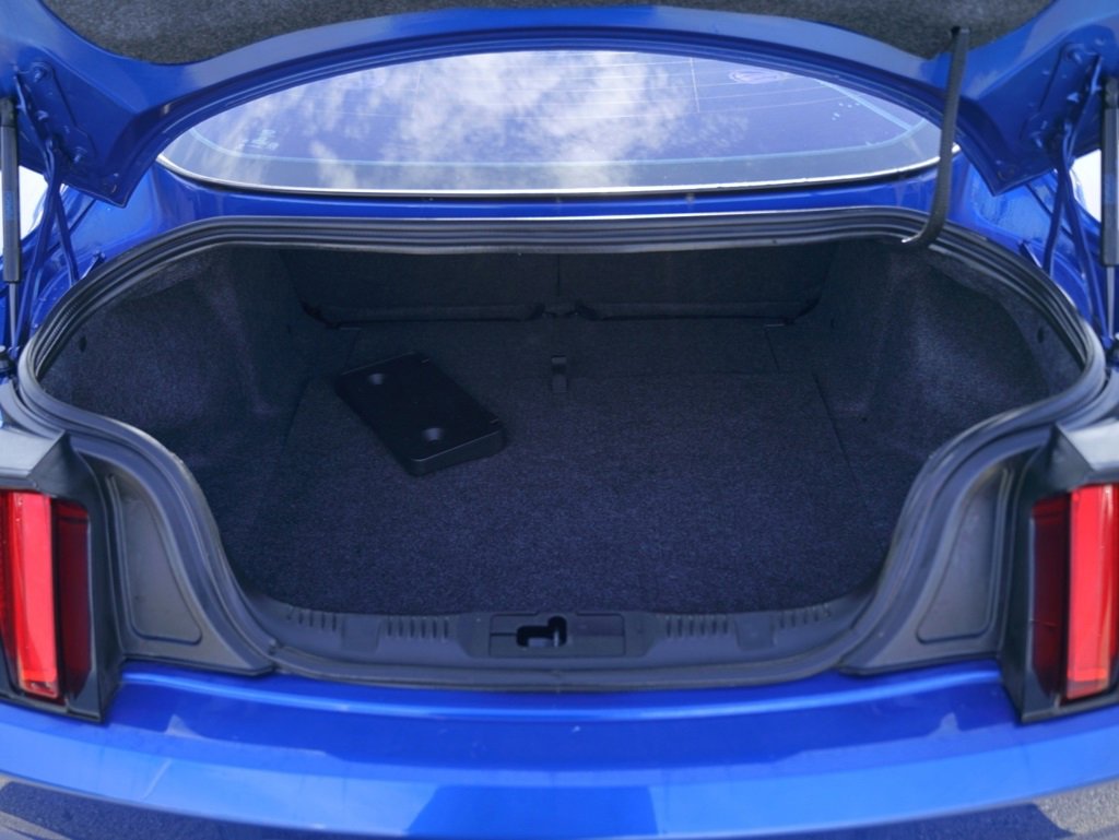 Used 2017 Ford Mustang Coupe image 21