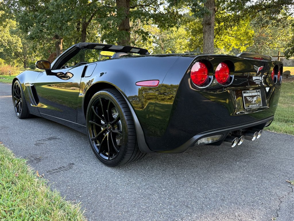 Used 2010 Chevrolet Corvette Grand Sport w/ Preferred Equipment Group RWD image 24