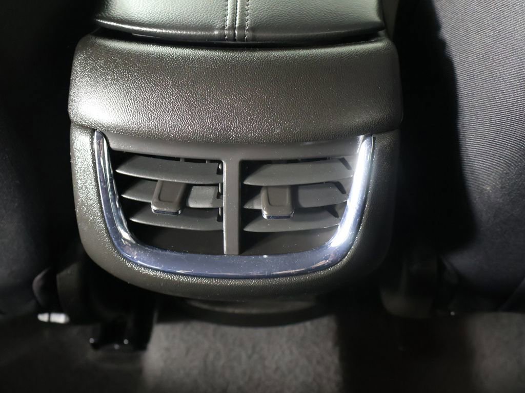 Used 2025 Chevrolet Malibu LT image 45