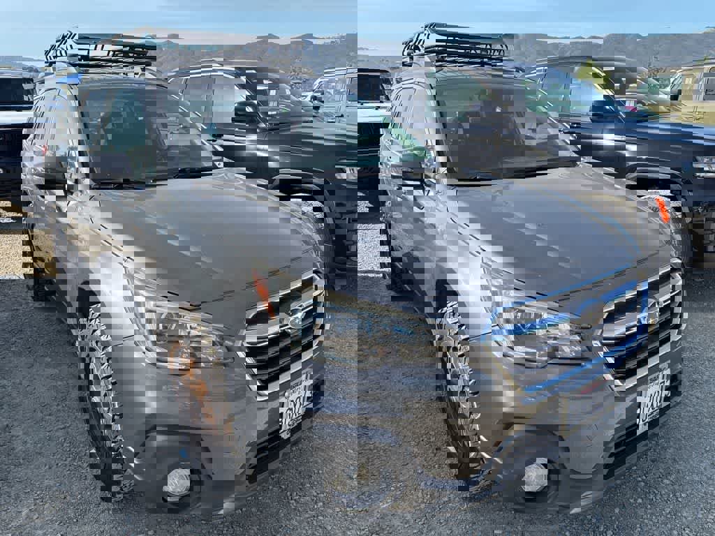 Used 2018 Subaru Outback 2.5i Premium image 4