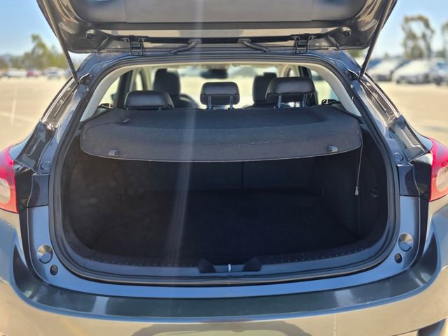 Used 2018 MAZDA MAZDA3 Grand Touring w/ Premium Equipment Package image 11