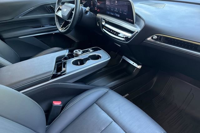 Certified 2024 Cadillac Lyriq Sport AWD/4WD image 11