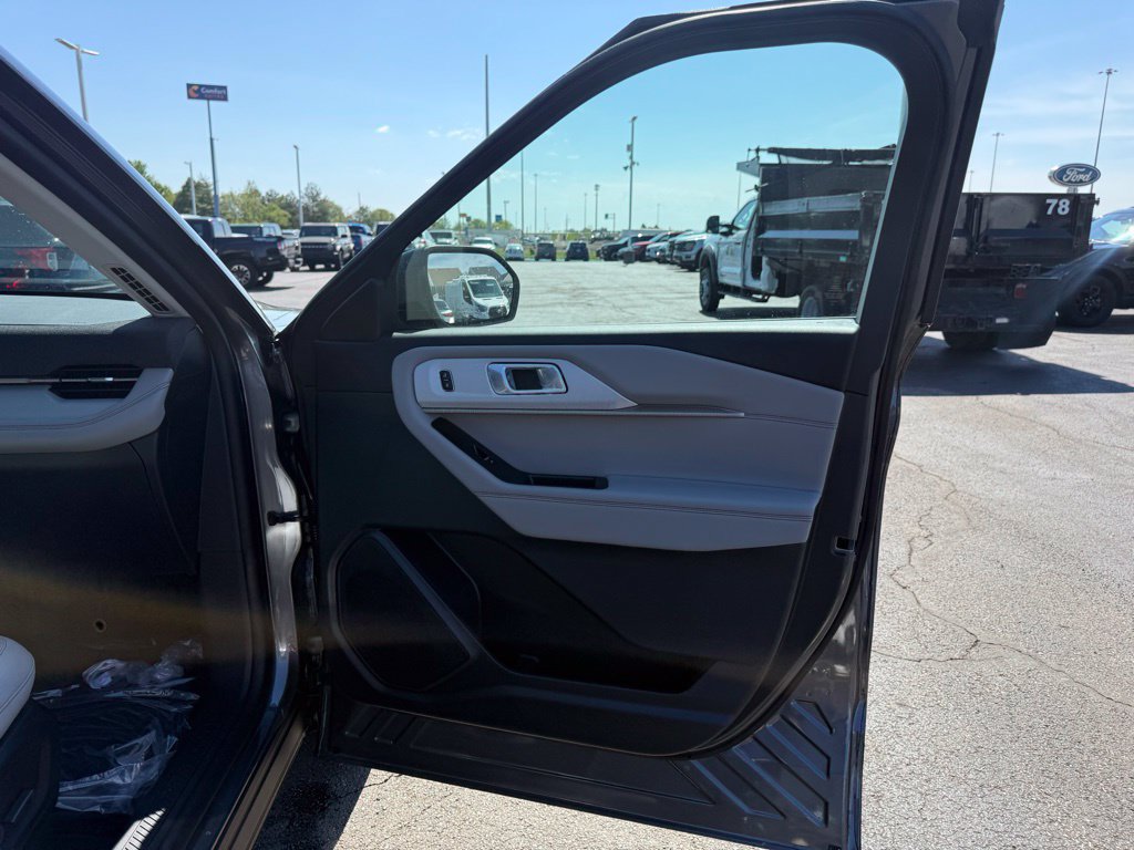 New 2026 Ford Explorer Active w/ Active Comfort Package AWD/4WD image 53
