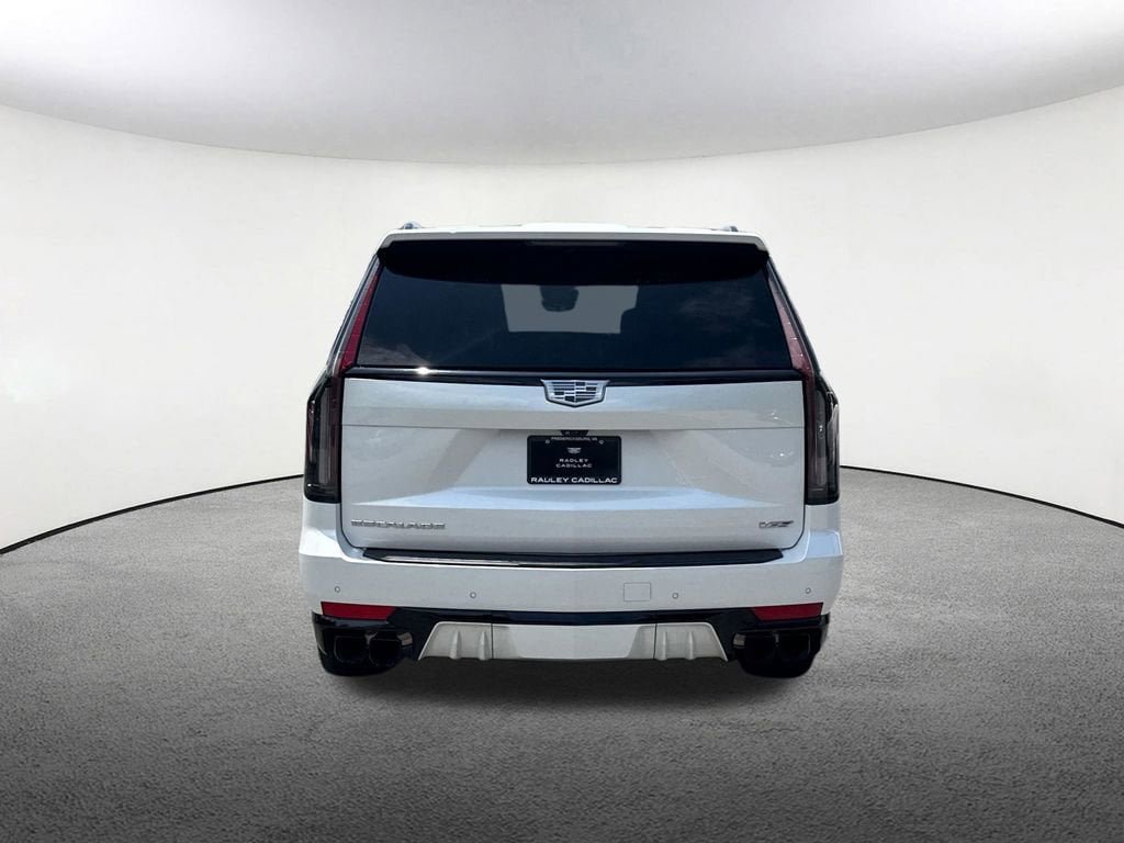 Certified 2023 Cadillac Escalade ESV V AWD/4WD image 23