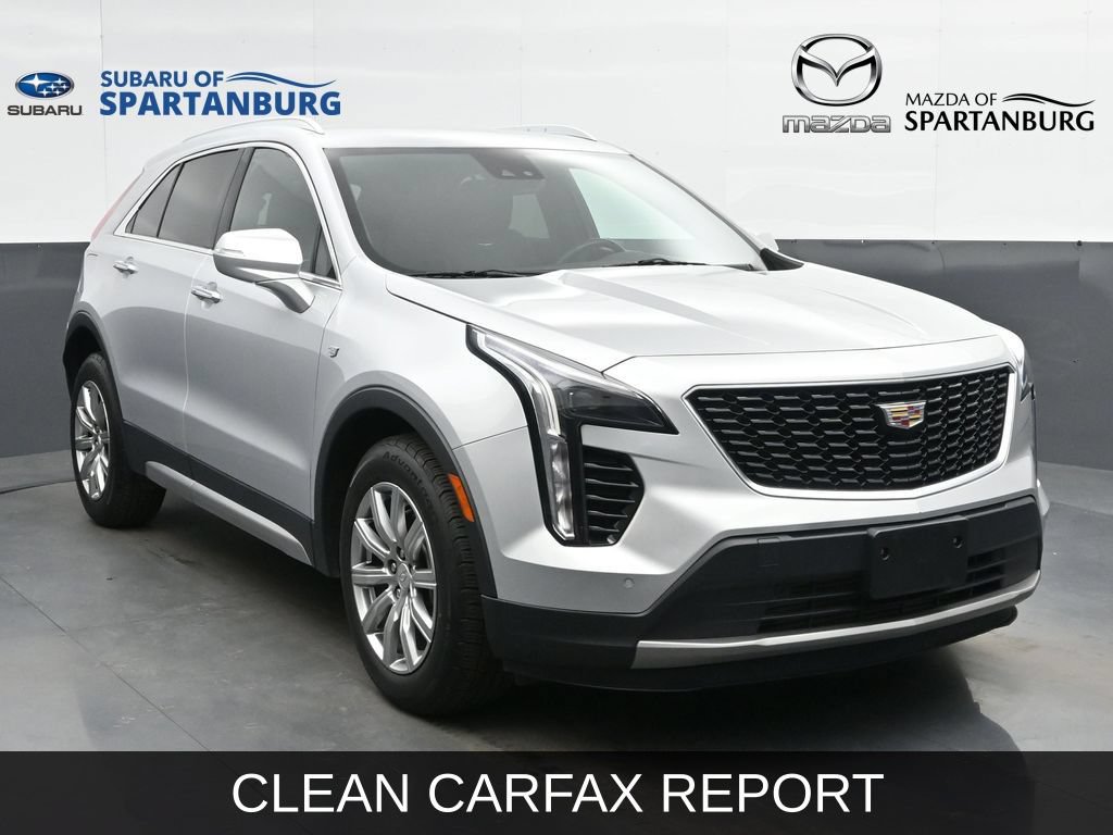 Used 2022 Cadillac XT4 Premium Luxury w/ Safety Alert Package AWD/4WD image 2