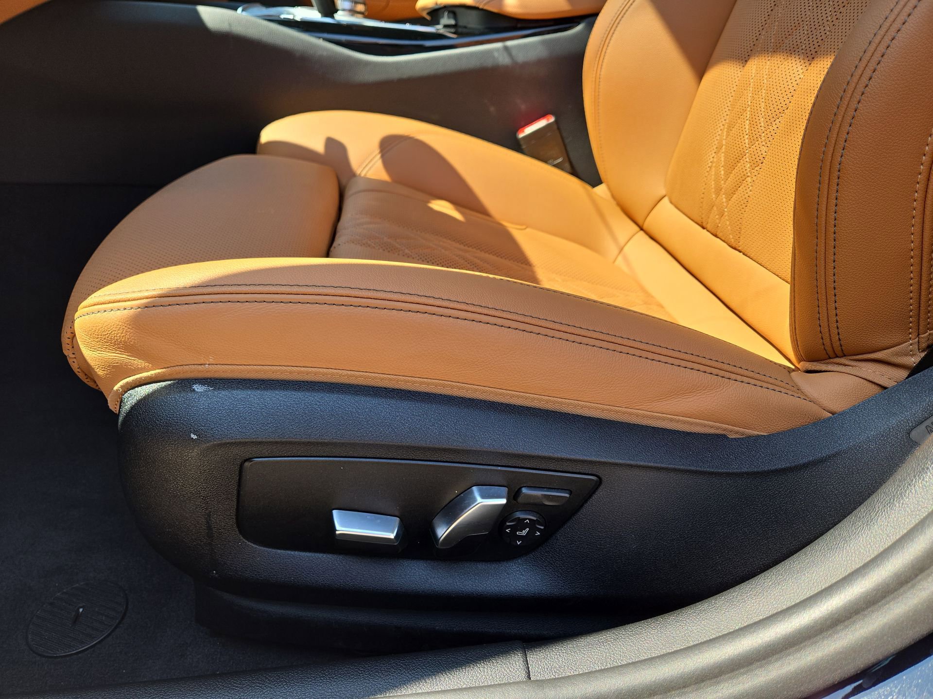 Certified 2023 BMW 530i w/ Convenience Package RWD image 17