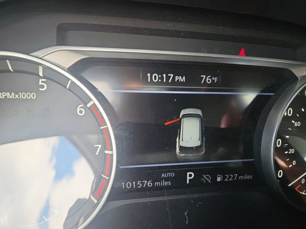 Used 2023 Nissan Rogue SV AWD/4WD image 14