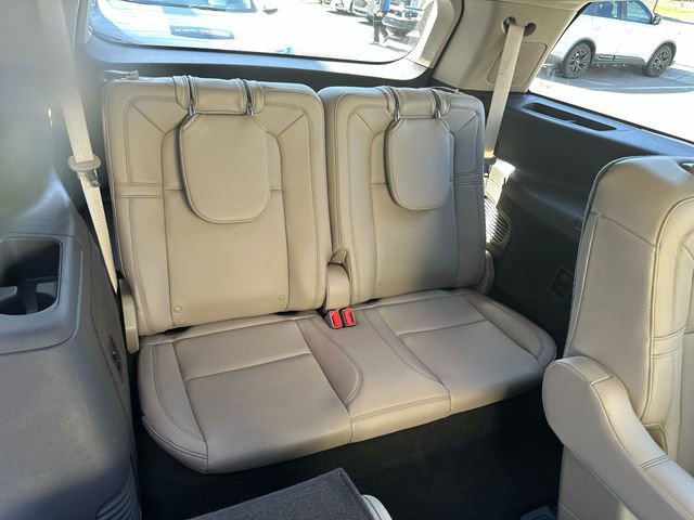 Used 2023 Lincoln Aviator Reserve w/ Equipment Group 201A image 26